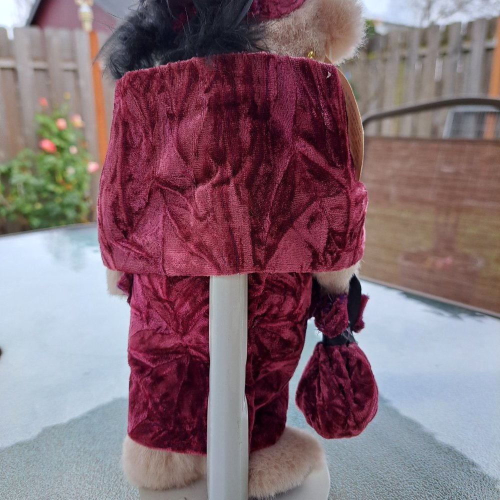 Polly's Kin Bear - Picture 2 of 4